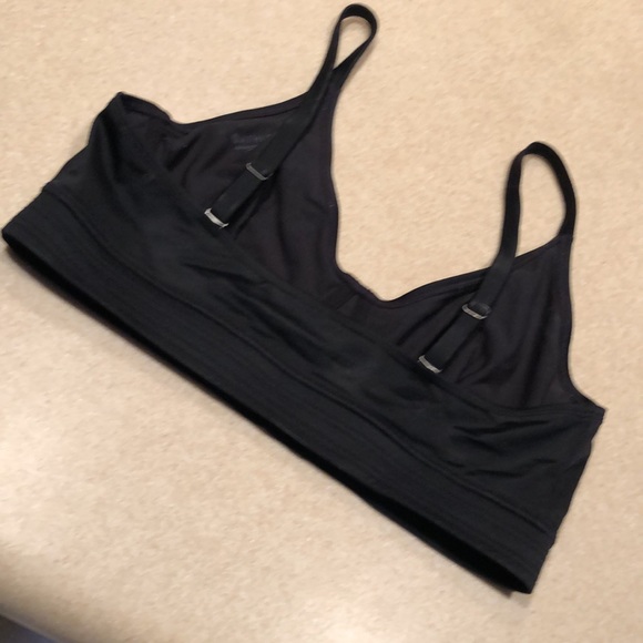 Athleta Stitched Band Black Bikini Top, size 38 B/C - Picture 2 of 15